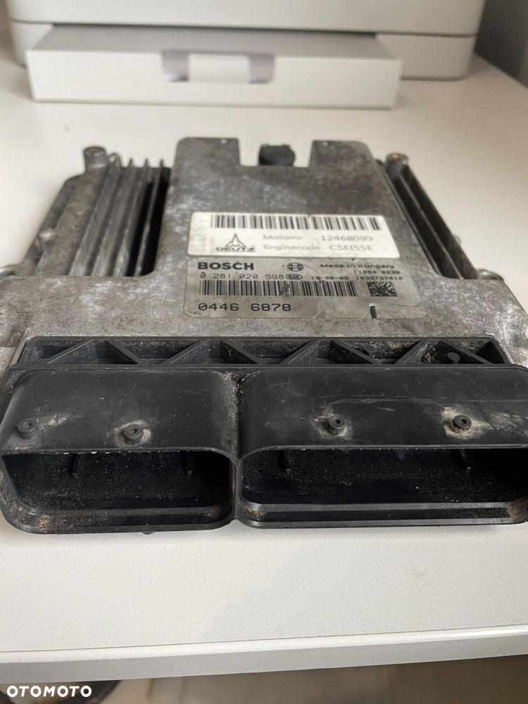 Deutz TD 3.6 L4 TD3.6L4 - sterownik silnika ECU 04466878 0281020598 - 2