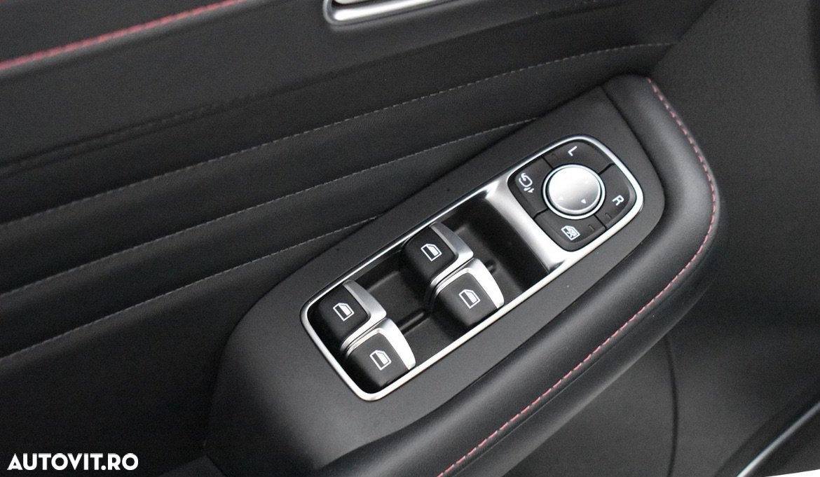 MG EHS 1.5T-GDI PHEV Luxury - 14