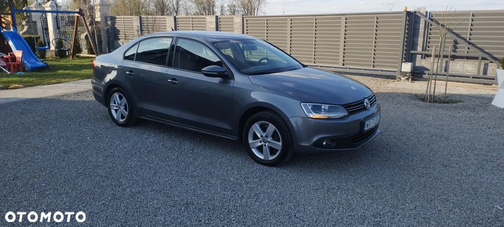 Volkswagen Jetta 1.4 TSI Comfortline - 4