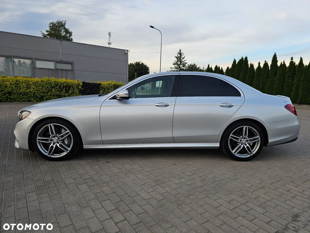 Mercedes-Benz Klasa E 300 9G-TRONIC AMG Line - 10