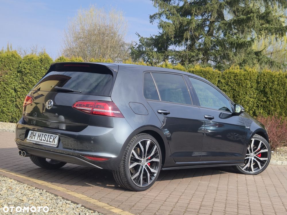 Volkswagen Golf GTD BlueMotion Technology - 3