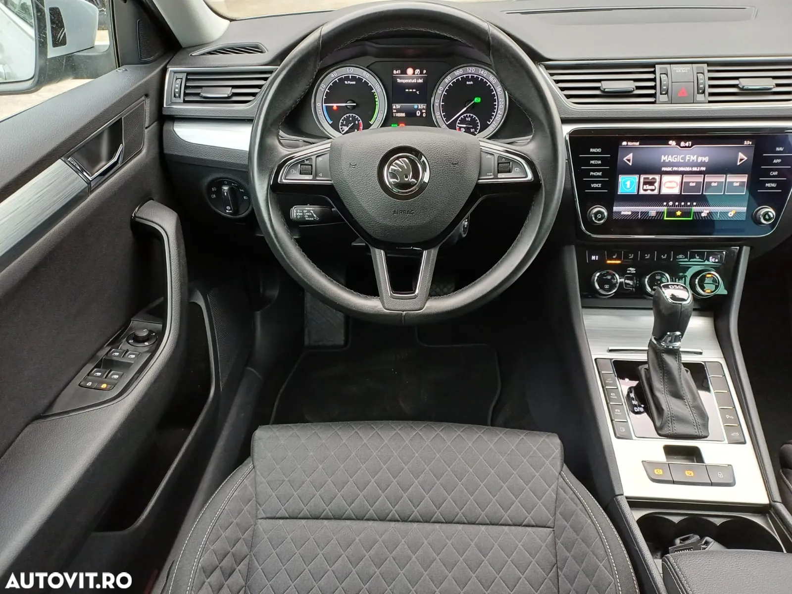 Skoda Superb Combi 1.4 TSI iV DSG Style - 13