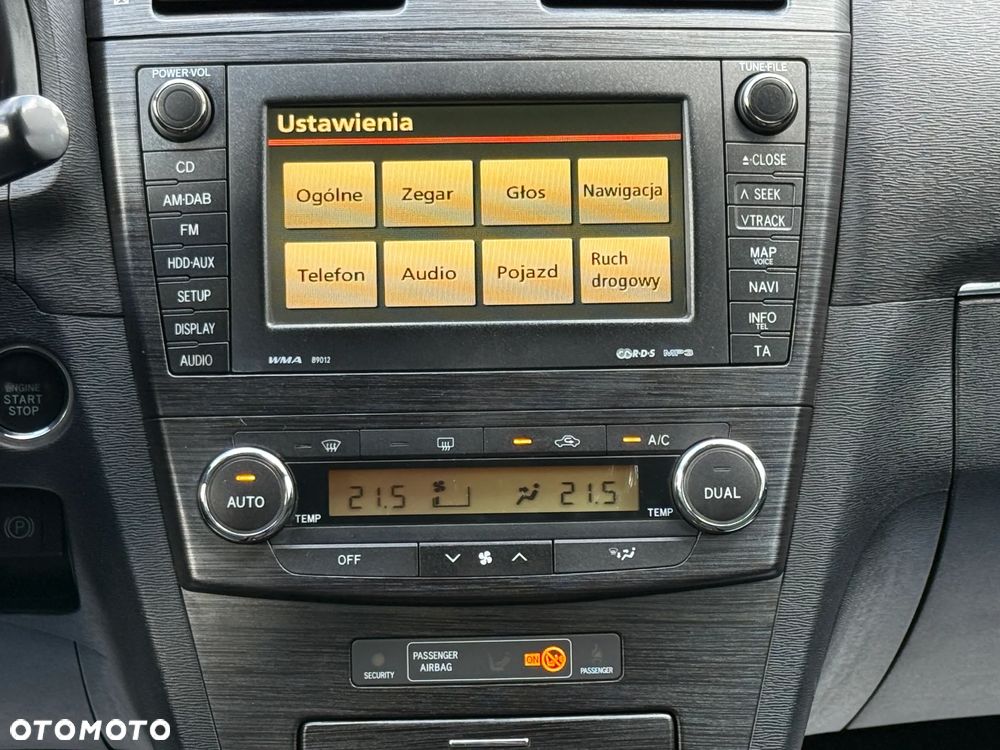 Toyota Avensis 1.8 Sol NAVI - 7