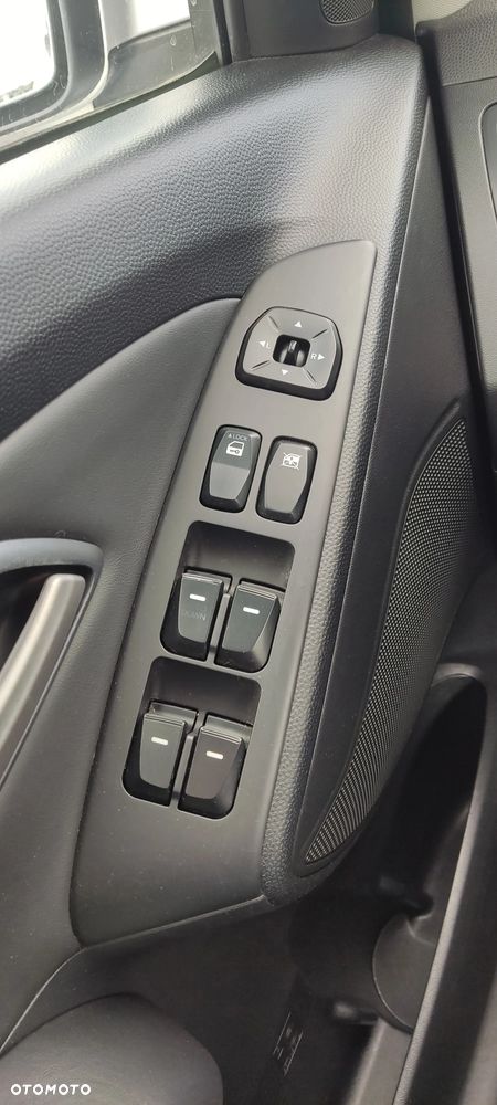 Hyundai ix35 2.0 4WD Premium - 17
