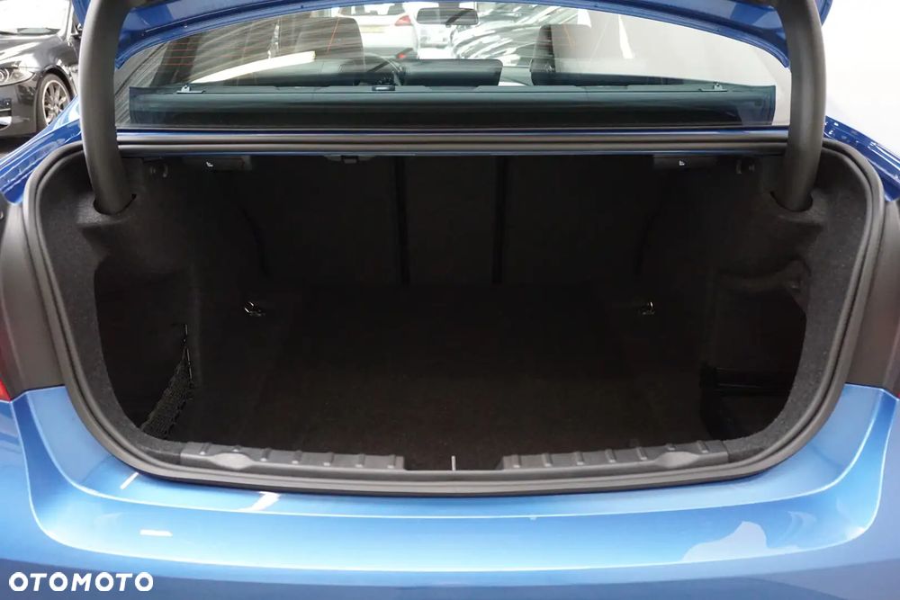 BMW Seria 3 - 13