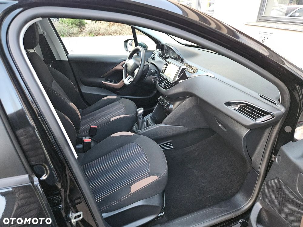 Peugeot 208 82 VTI Style - 9