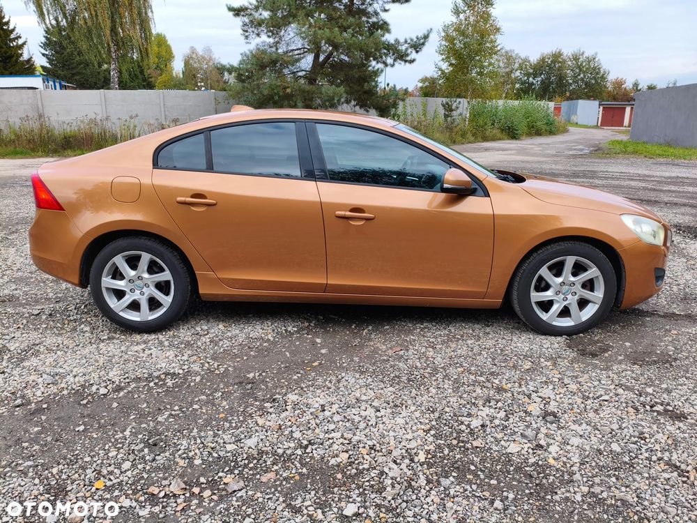 Volvo S60 D4 Kinetic - 12