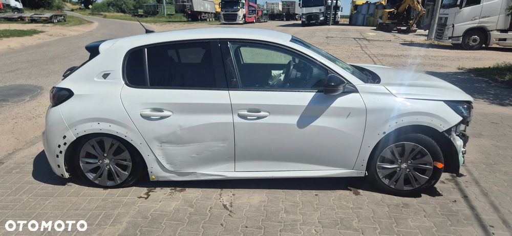 Peugeot 208 Allure Pack - 6