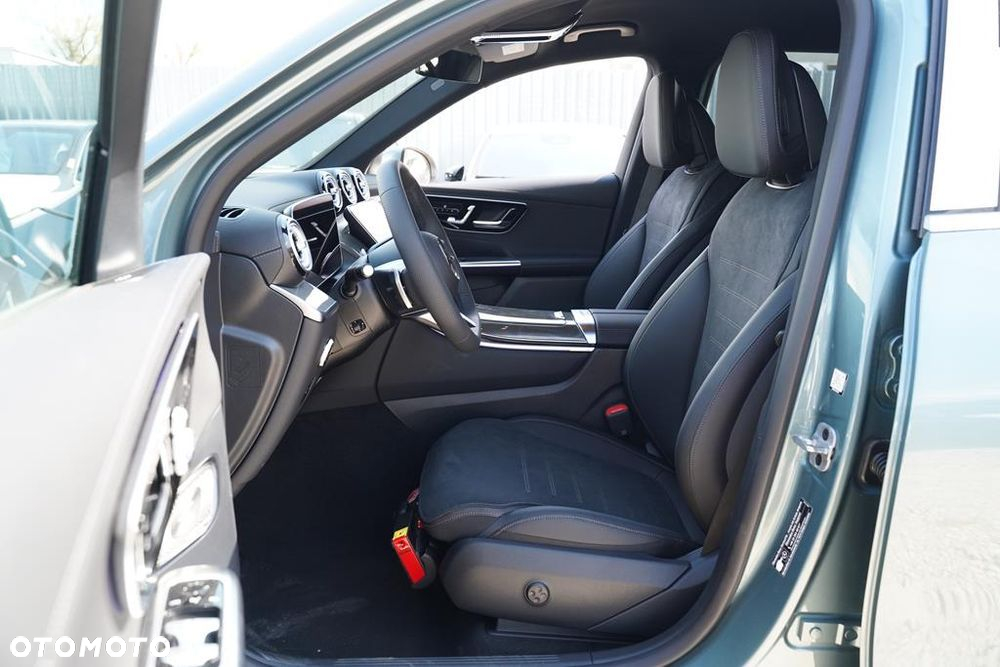 Mercedes-Benz GLC 200 mHEV 4-Matic AMG Line - 11