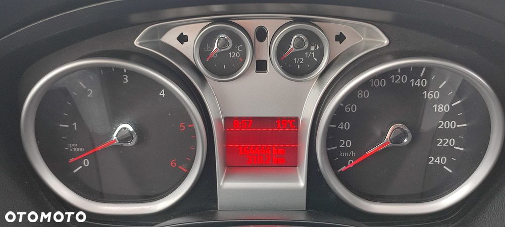 Ford C-MAX 1.6 TDCi Ambiente - 36