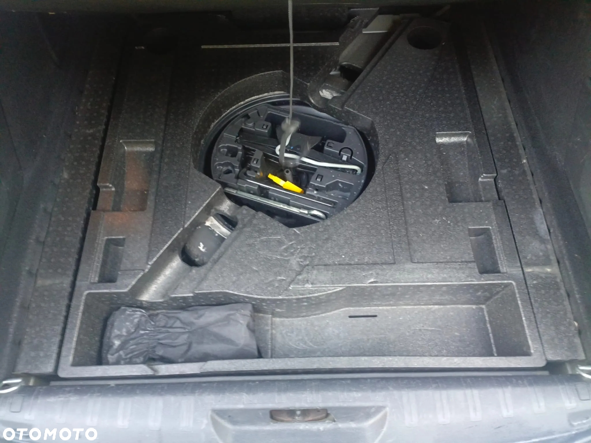 Peugeot 308 1.6 BlueHDi Allure S&S EAT6 - 18
