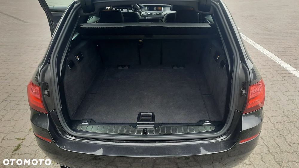 BMW Seria 5 530d xDrive - 17