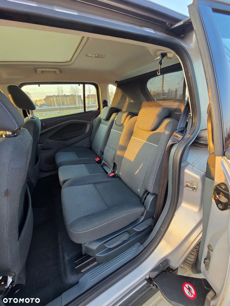 Ford Grand C-MAX 2.0 TDCi Champions Edition - 18