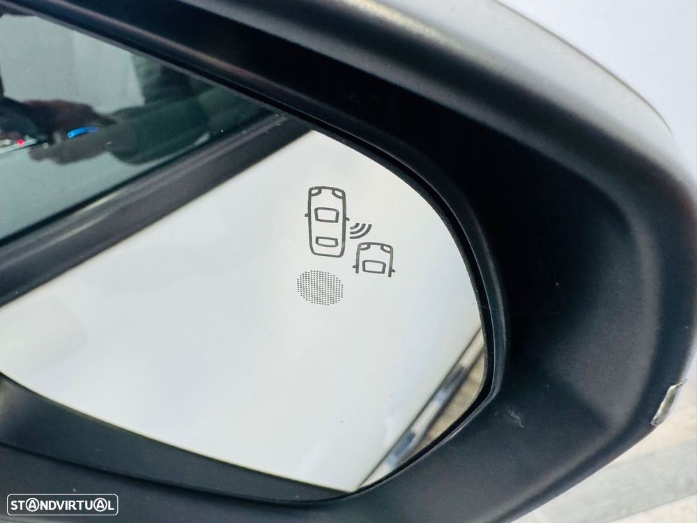 Peugeot 3008 1.2 PureTech Allure EAT6 - 25