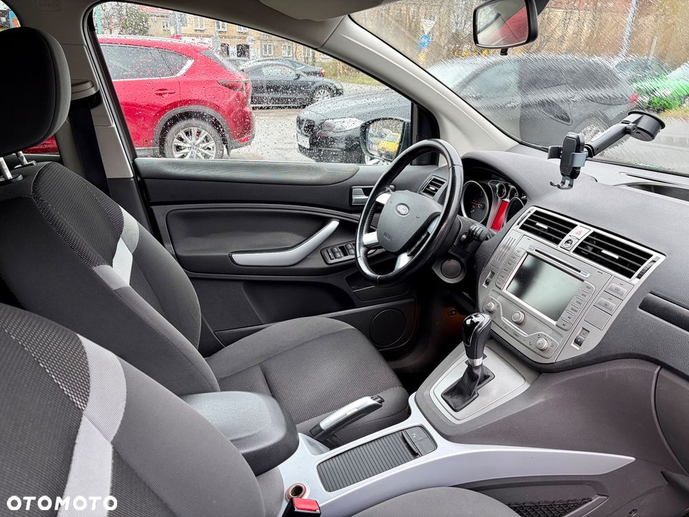 Ford Kuga 2.0 TDCi 4x4 Titanium - 8