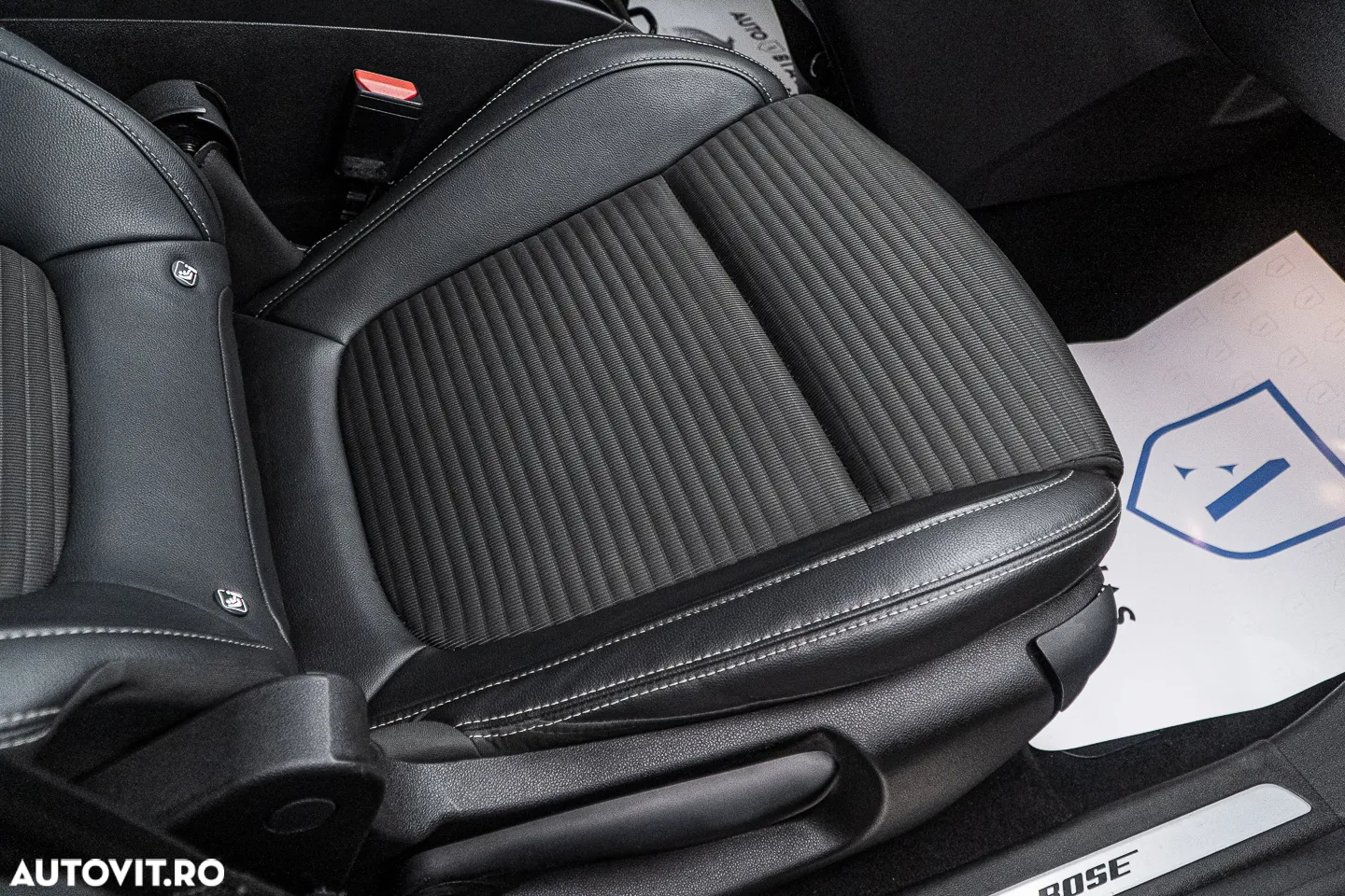 Renault Grand Scenic TCe 140 GPF EDC BOSE EDITION - 38