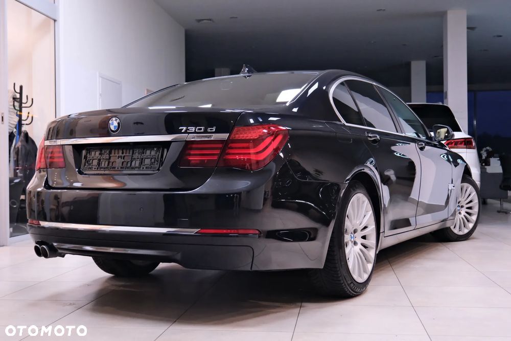 BMW Seria 7 730d Edition Exclusive - 9