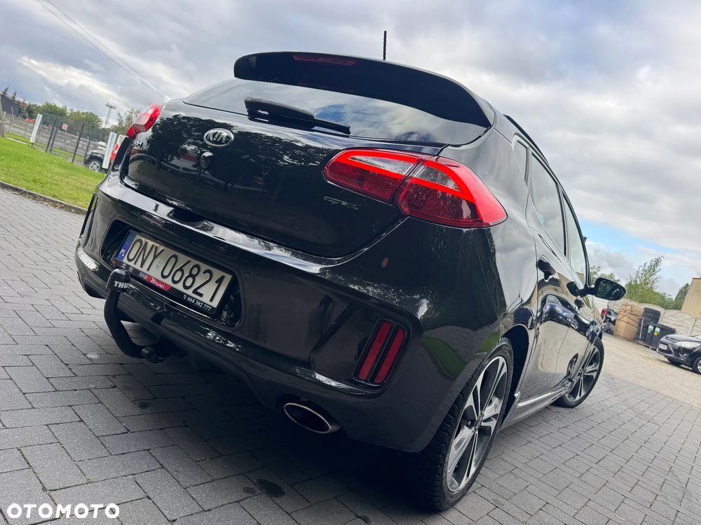 Kia Ceed 1.6 CRDi GT Line - 17