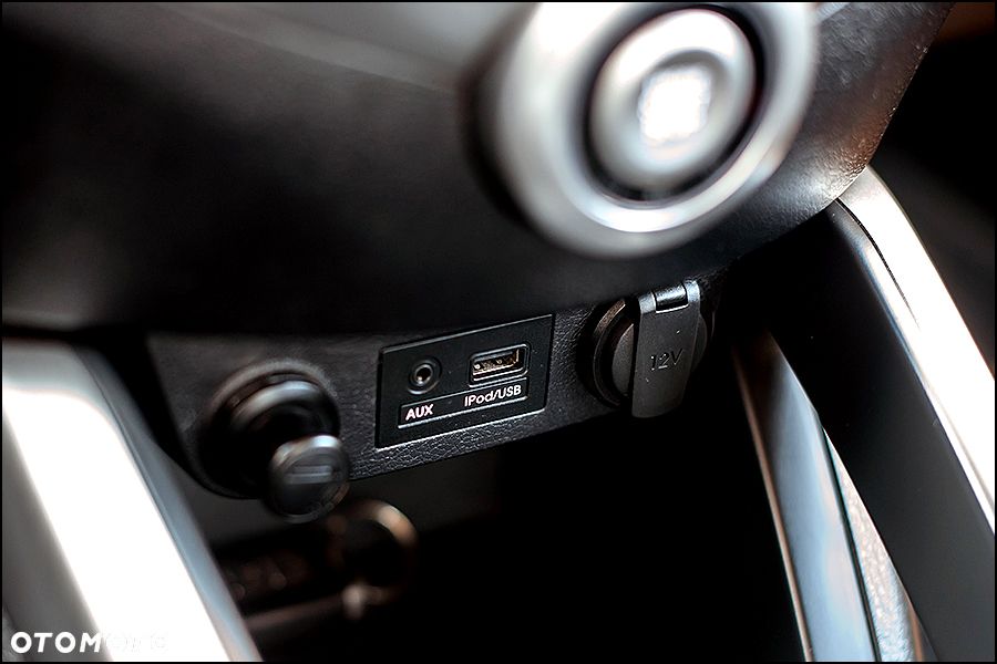 Hyundai Veloster - 27