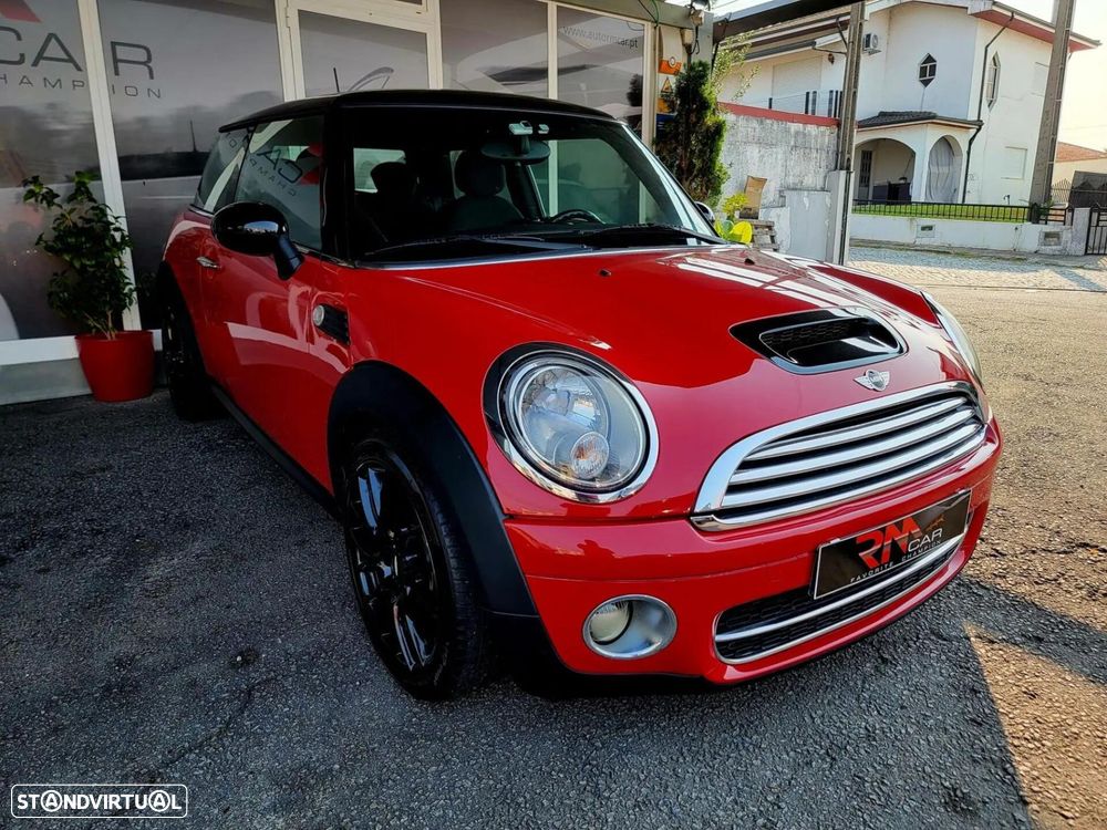 MINI 3 Portas Cooper D - 1