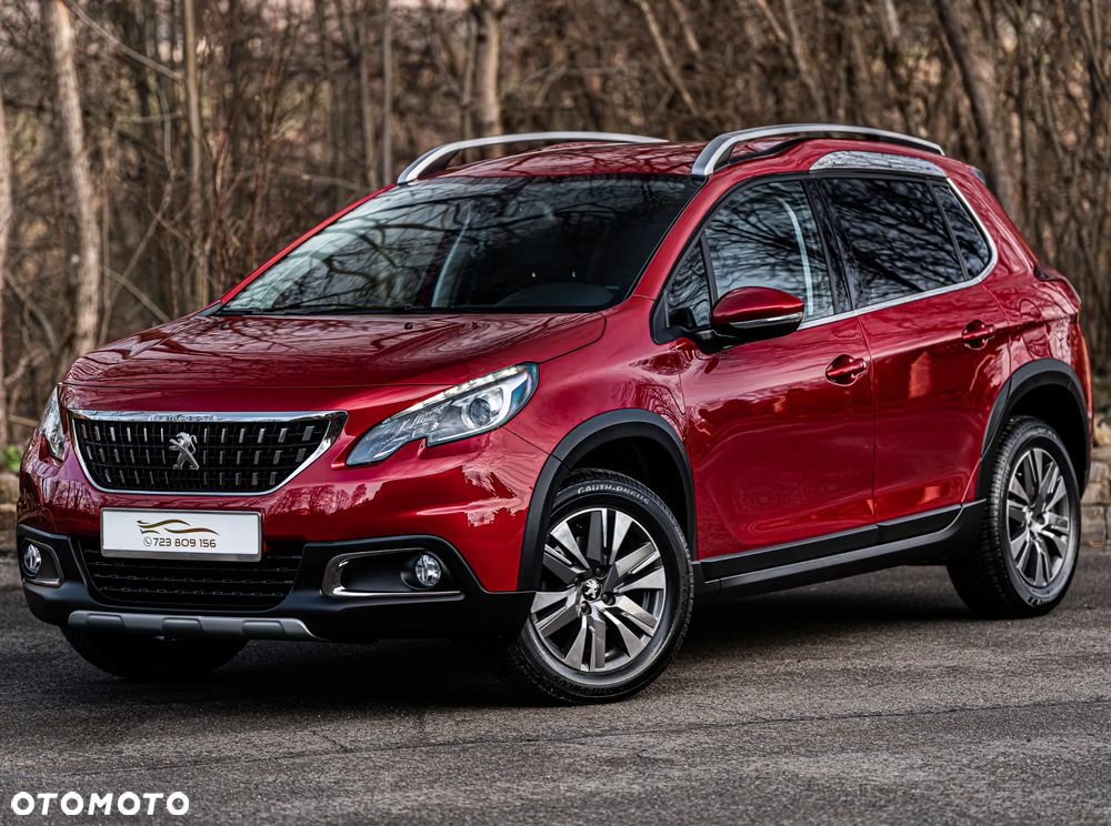 Peugeot 2008 1.2 Pure Tech Allure S&S - 15