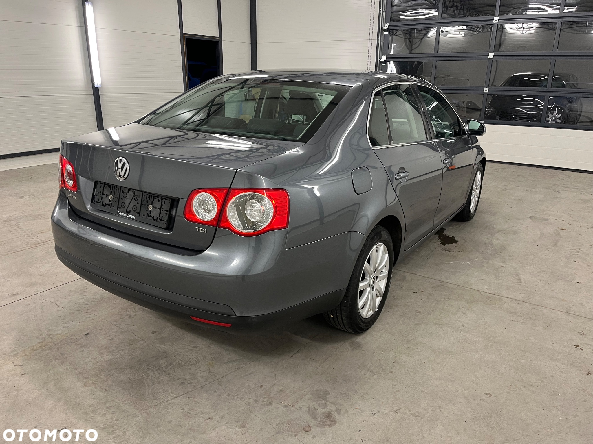 Volkswagen Jetta 1.9 TDI Comfortline - 7