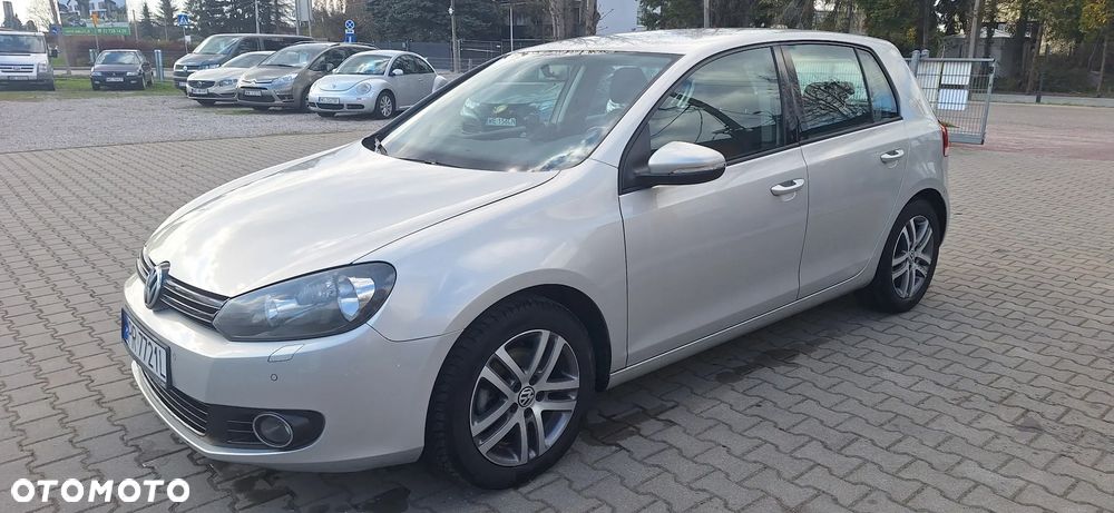 Volkswagen Golf 1.6 TDI Trendline DSG - 1