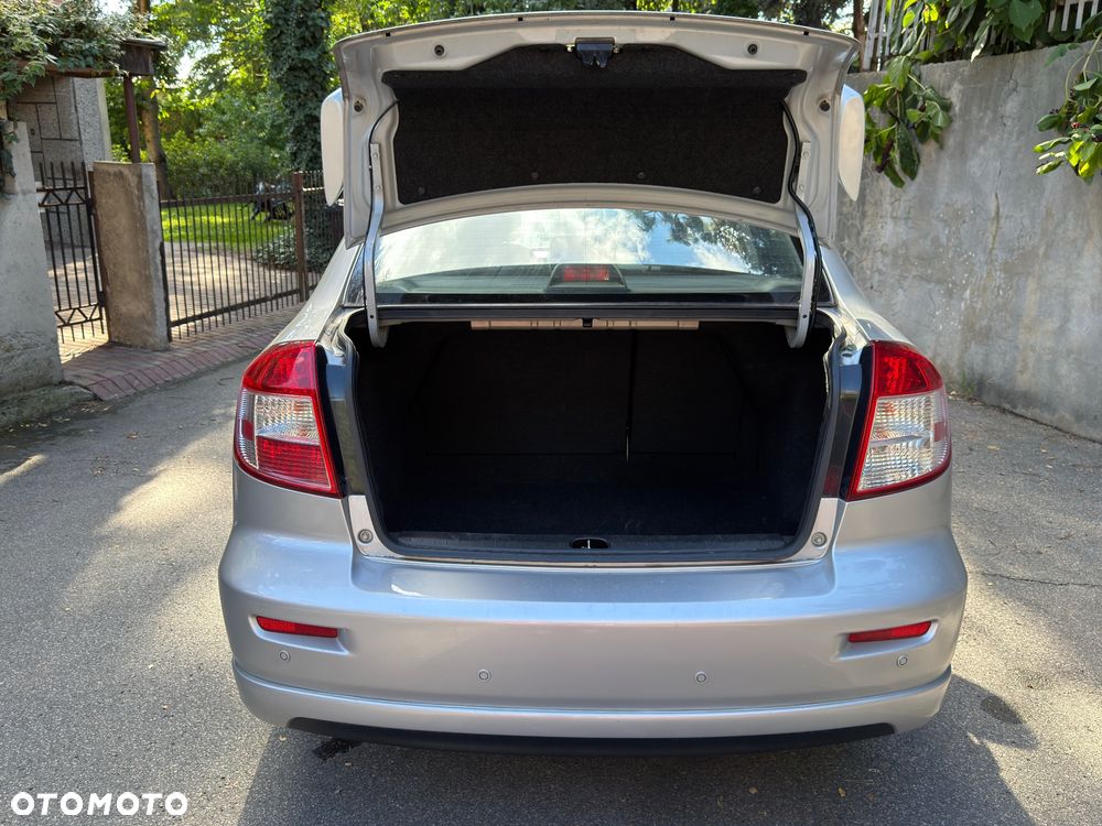 Suzuki SX4 - 12