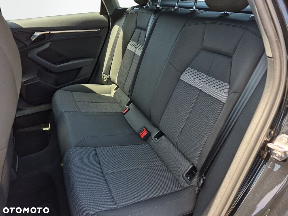 Audi A3 Sportback 35 TFSI mHEV Advanced S tronic - 13