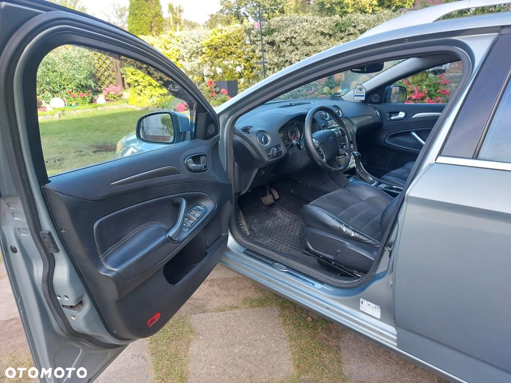 Ford Mondeo 2.0 TDCi Titanium X - 19