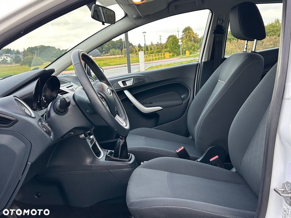 Ford Fiesta 1.25 Champions Edition - 18
