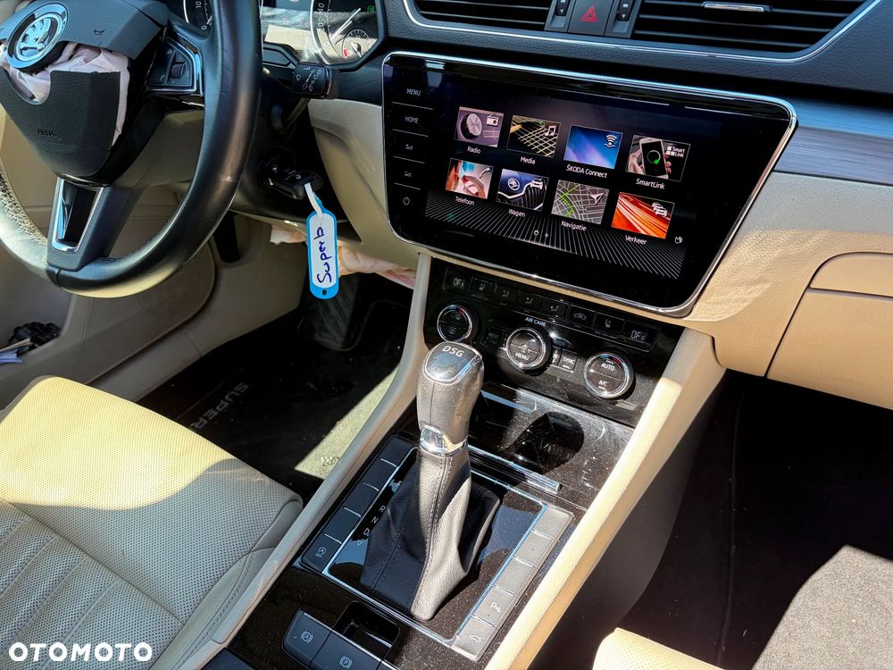 Skoda Superb 1.8 TSI DSG SportLine - 16