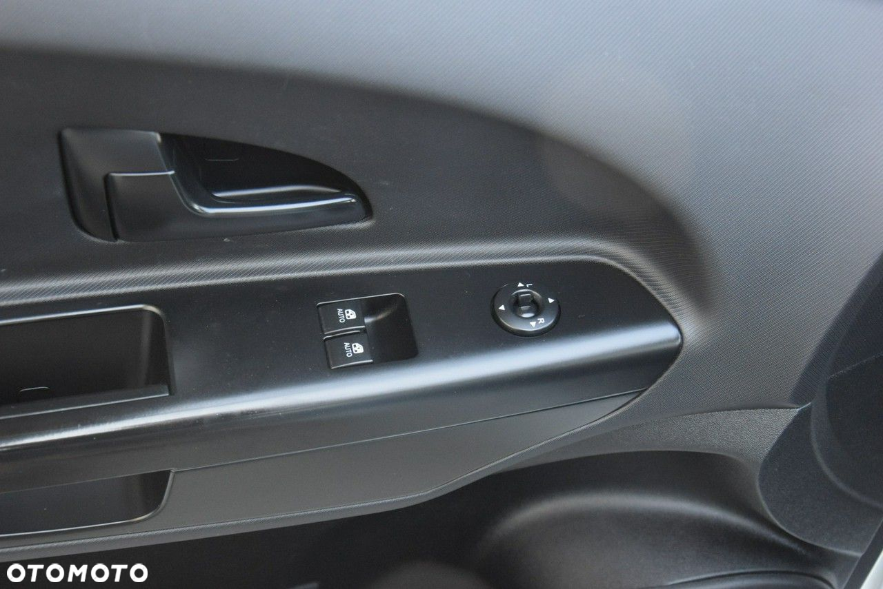 Kia Ceed 1.4 CVVT Spirit - 17