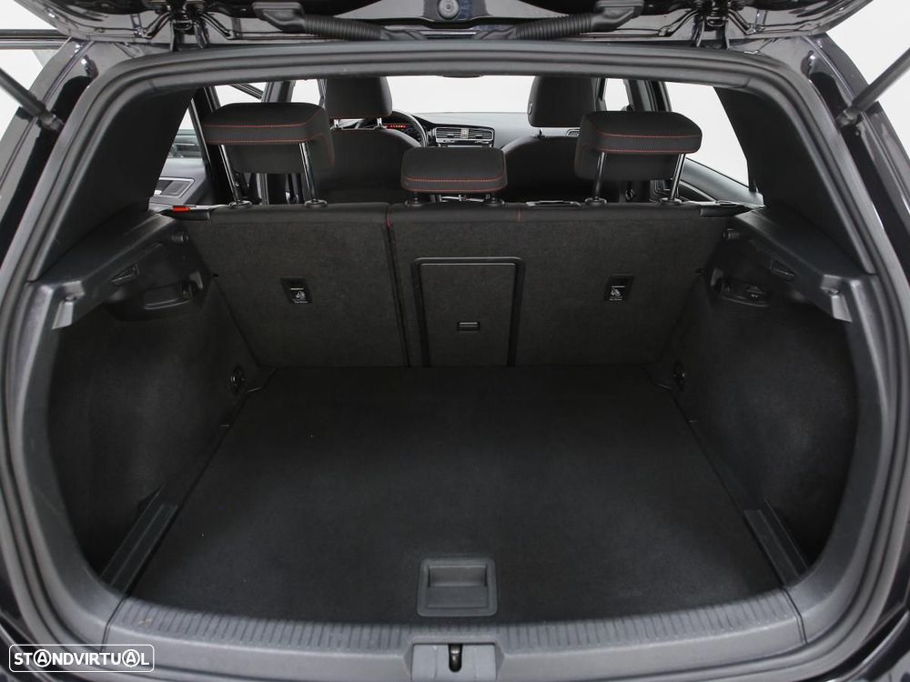 VW Golf GTI (BlueMotion ) DSG - 13