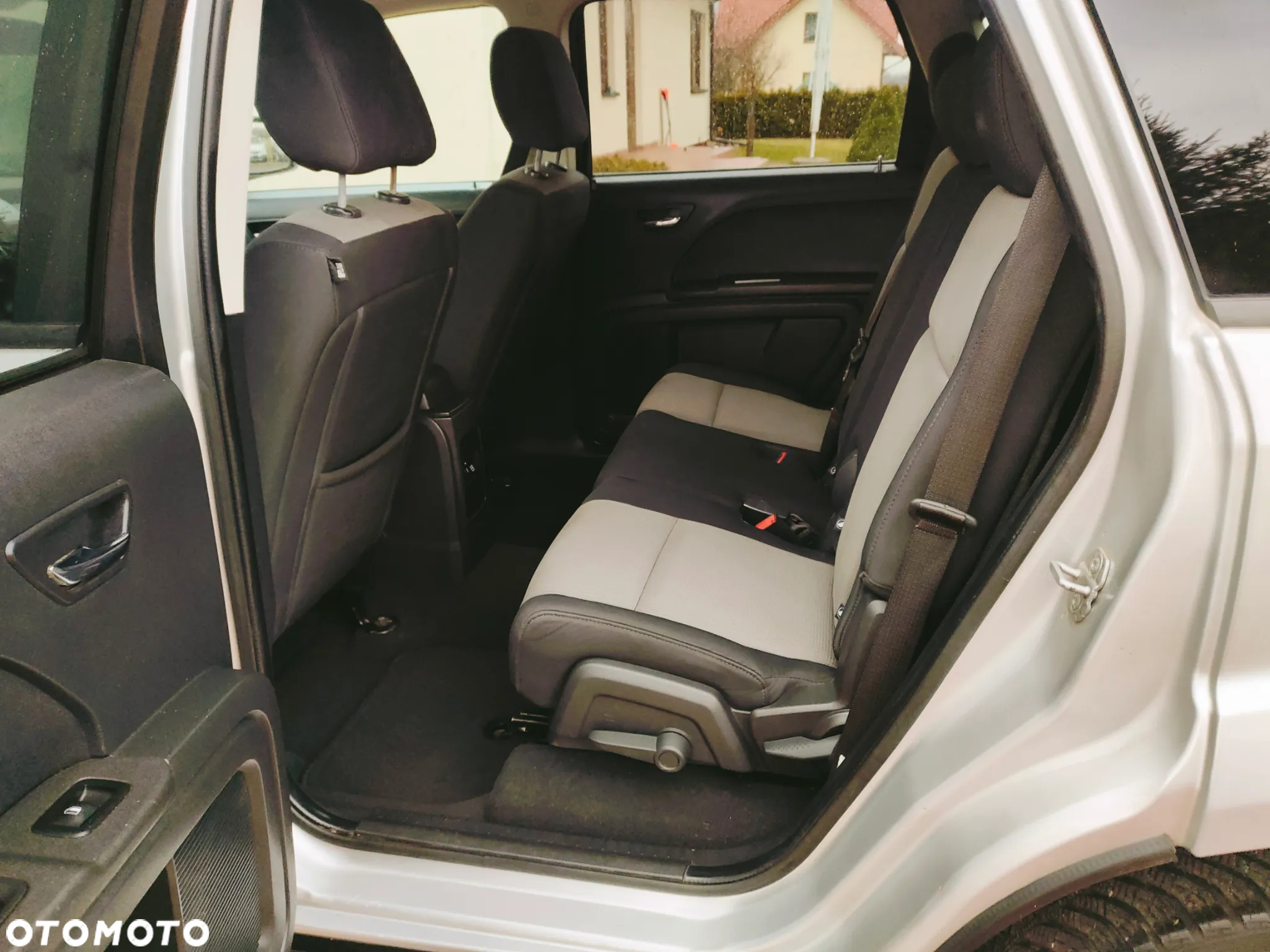 Dodge Journey 2.4 SE - 12