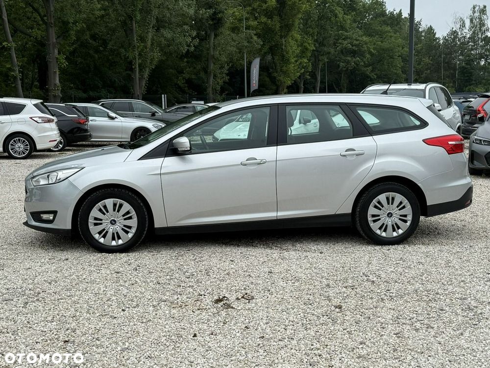 Ford Focus 1.5 EcoBlue SCR Trend - 6