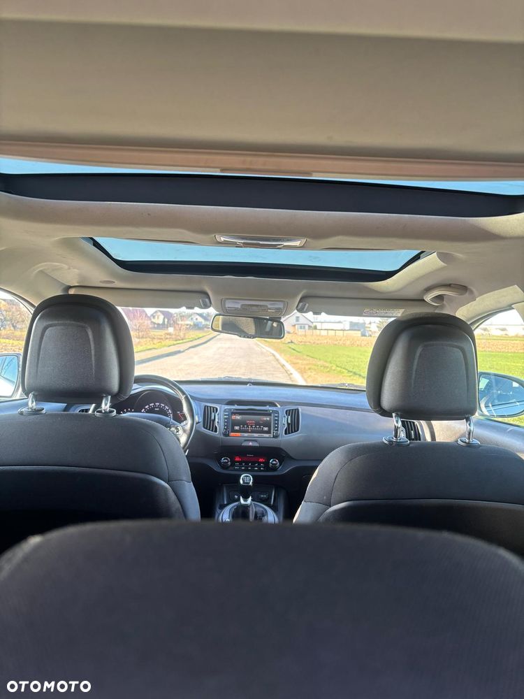 Kia Sportage 1.7 CRDI 2WD ISG Dream-Team Edition - 37