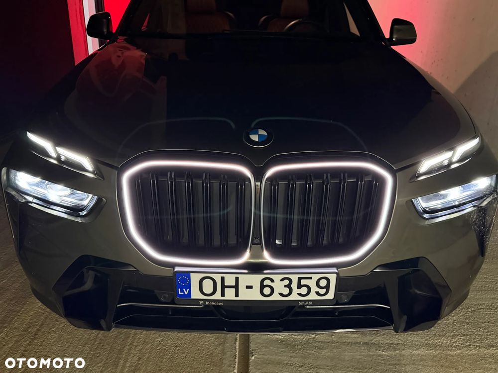 BMW X7 M50d sport - 3