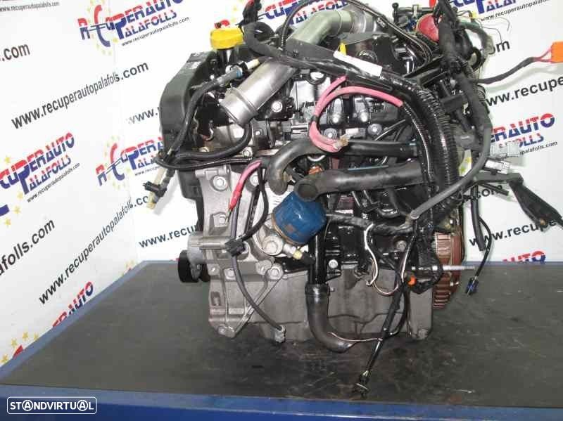 MOTOR COMPLETO RENAULT CLIO II 2007 -K9K766 - 3