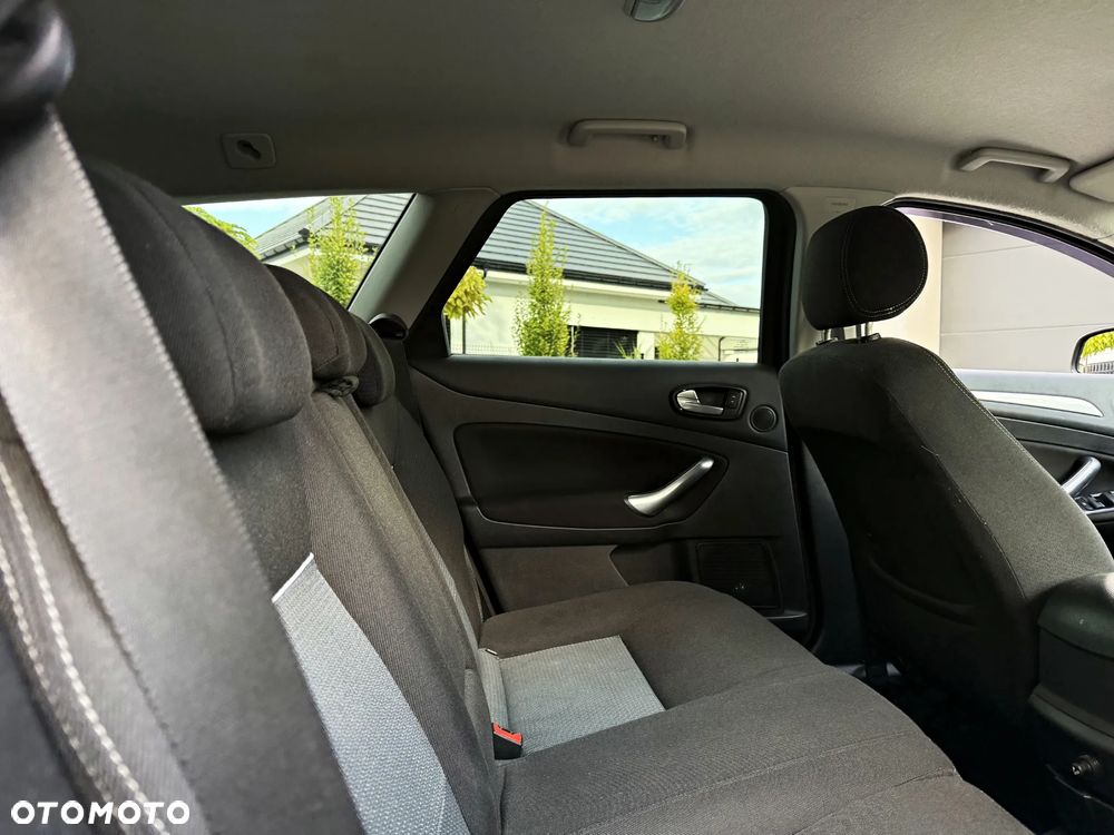 Ford Mondeo 2.0 Black Magic - 19