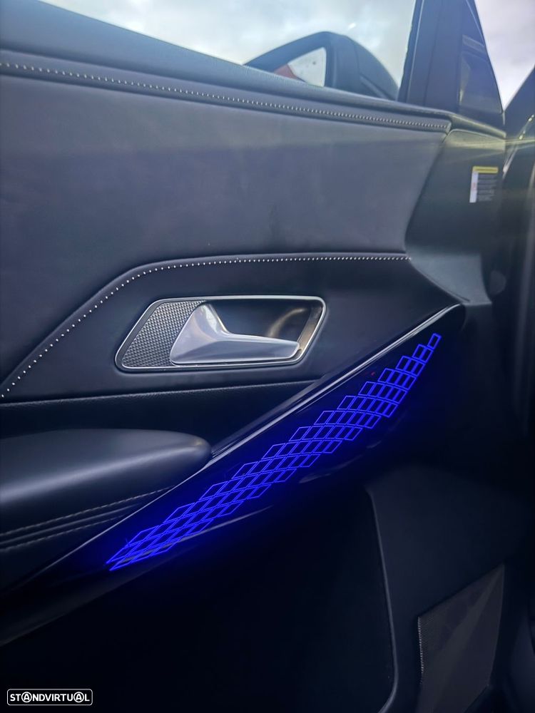 DS DS7 Crossback - 17