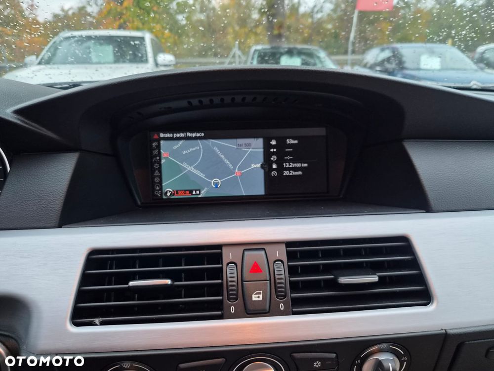BMW Seria 5 520i - 16