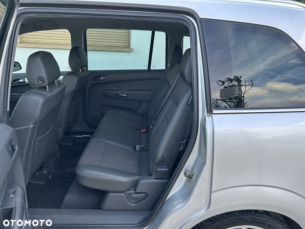 Opel Zafira 1.8 Design Edition - 11