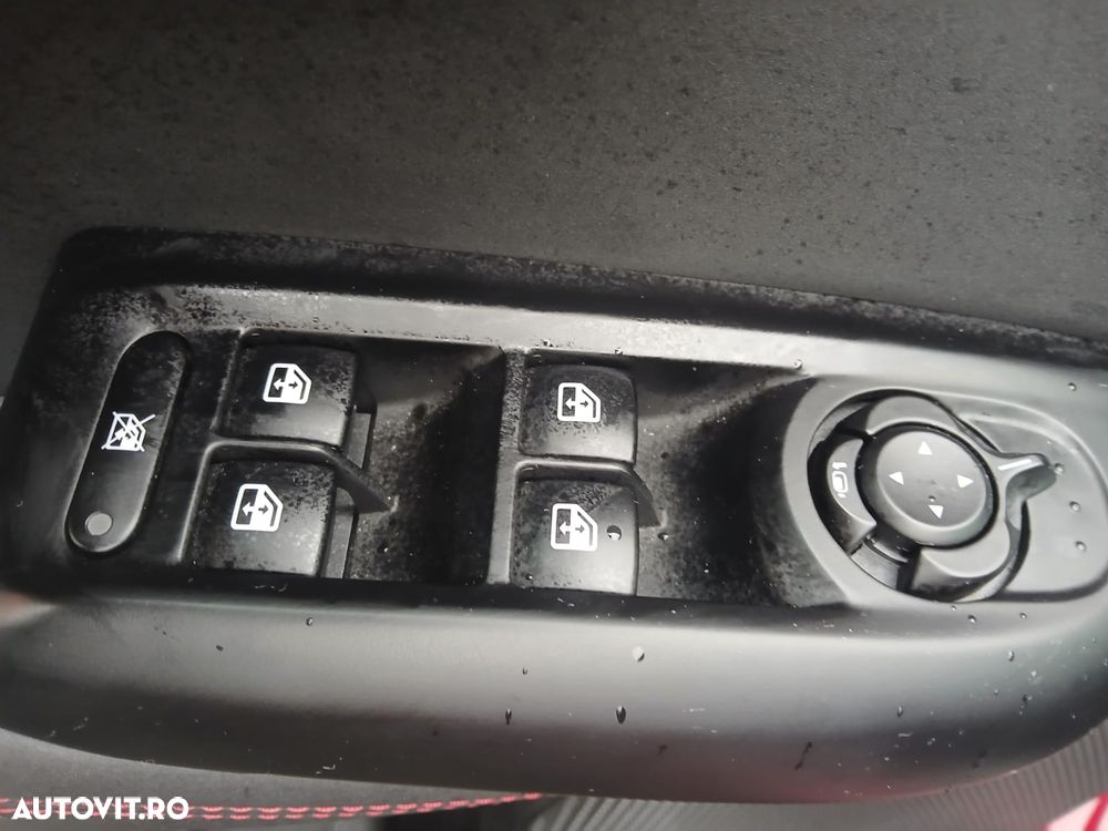 Alfa Romeo Tonale 1.5 FWD AT MHEV Edizione Speciale - 12