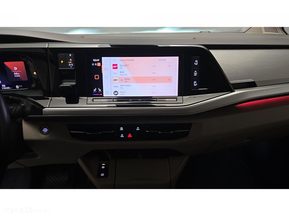 Volkswagen Multivan - 17