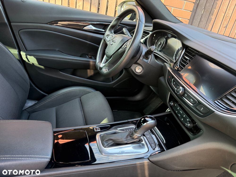 Opel Insignia 2.0 T Business Elegance S&S - 16