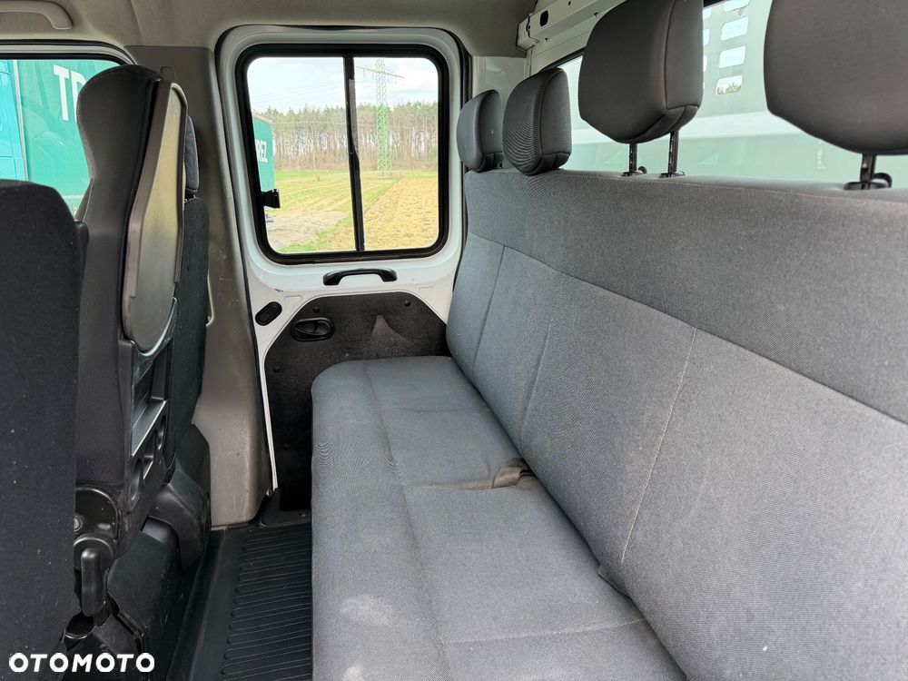 Renault Master Wywrotka Doka 7 miejsc - 17