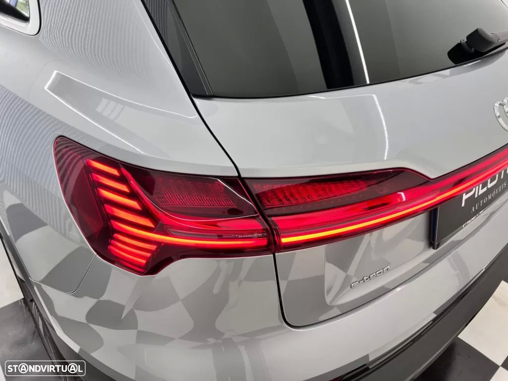 Audi e-tron 55 quattro Advanced - 13