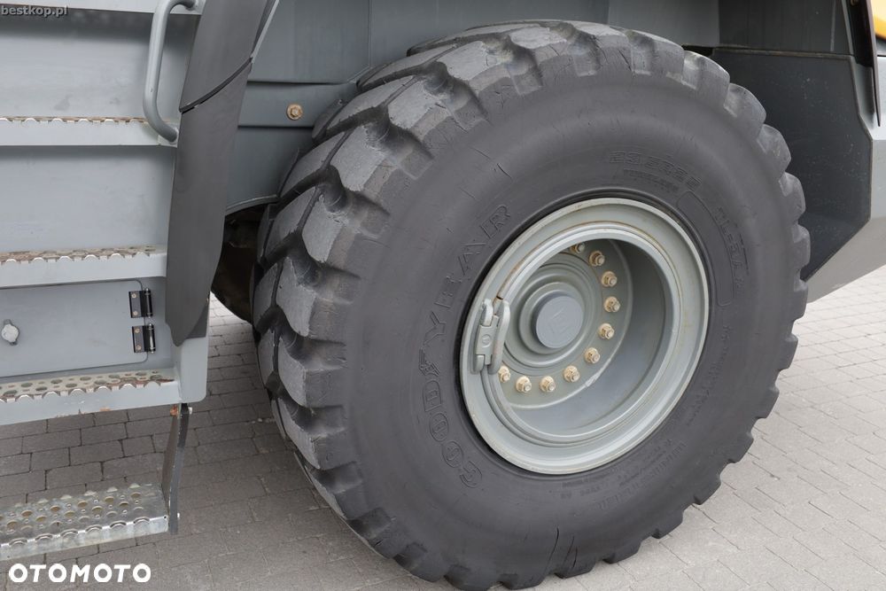 Liebherr 556 XPower - 22