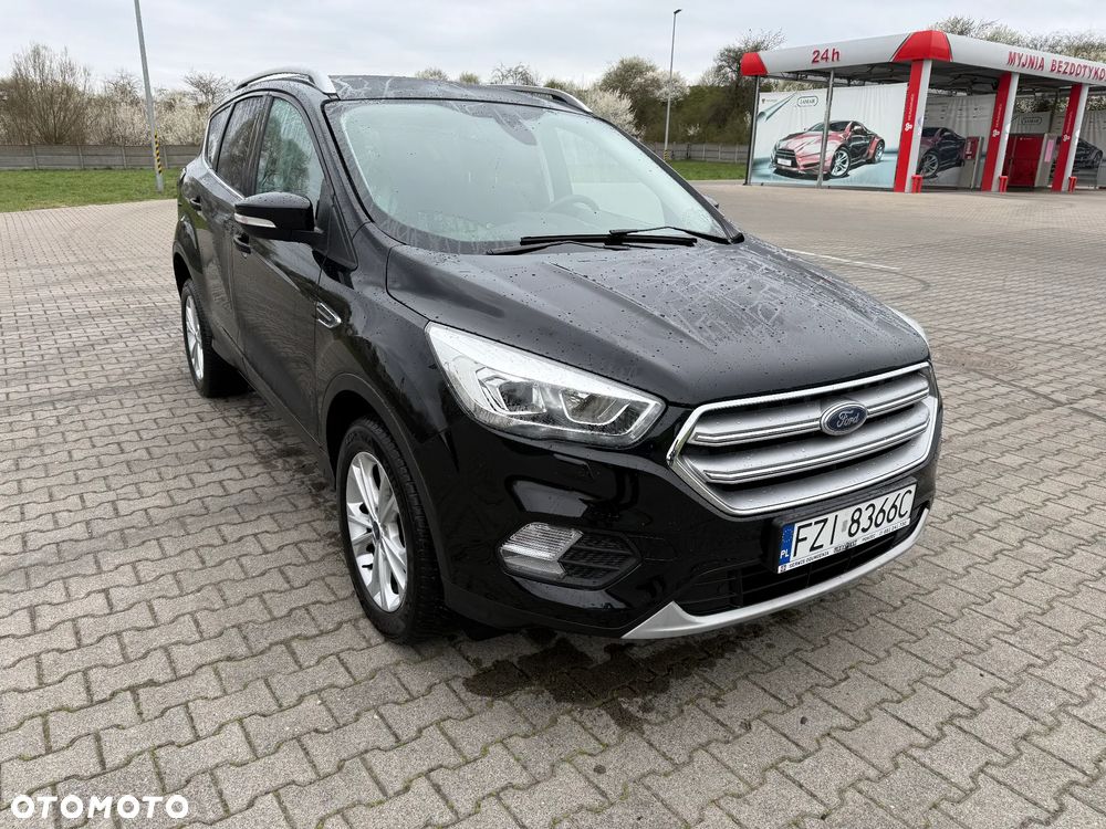 Ford Kuga 1.5 TDCi 2x4 Trend - 4
